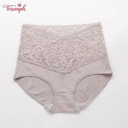 Triumph -4 darabos szett magas derekú csipkés v-bugyi a kényelemért és puhaságért.