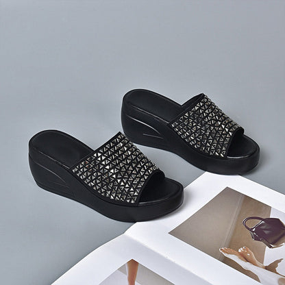 👣【35-43】2025 Női Fényes Wedge Pántos Szandálok